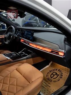 بي ام دبليو الفئة 7